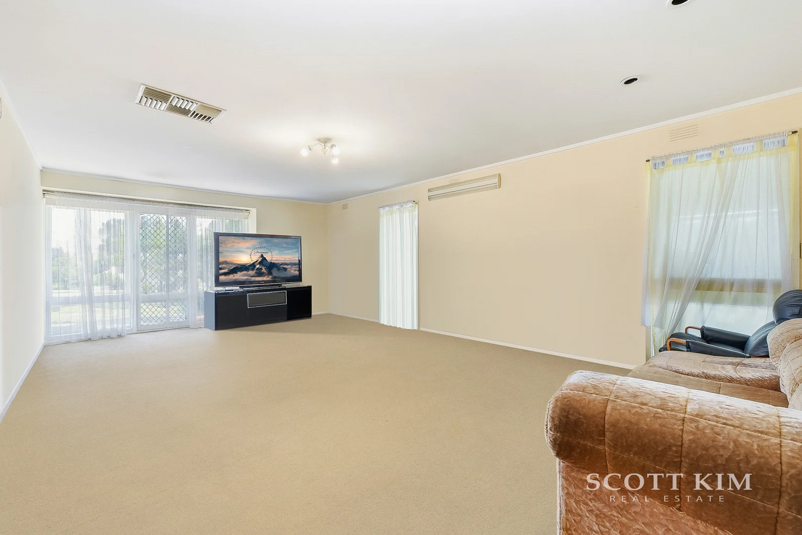 Additional image 2 of 21 Sheppard Drive, Scoresby VIC 3179