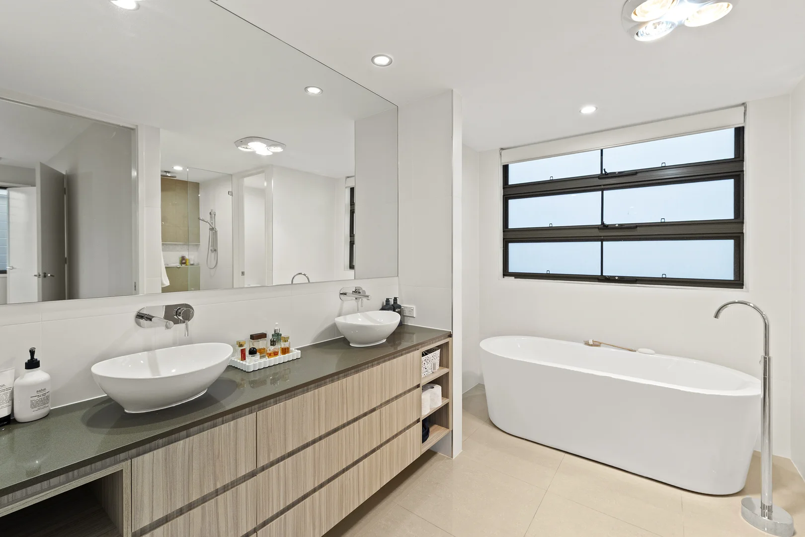 Additional image 16 of 1071 Edgecliff Drive, Sanctuary Cove QLD 4212