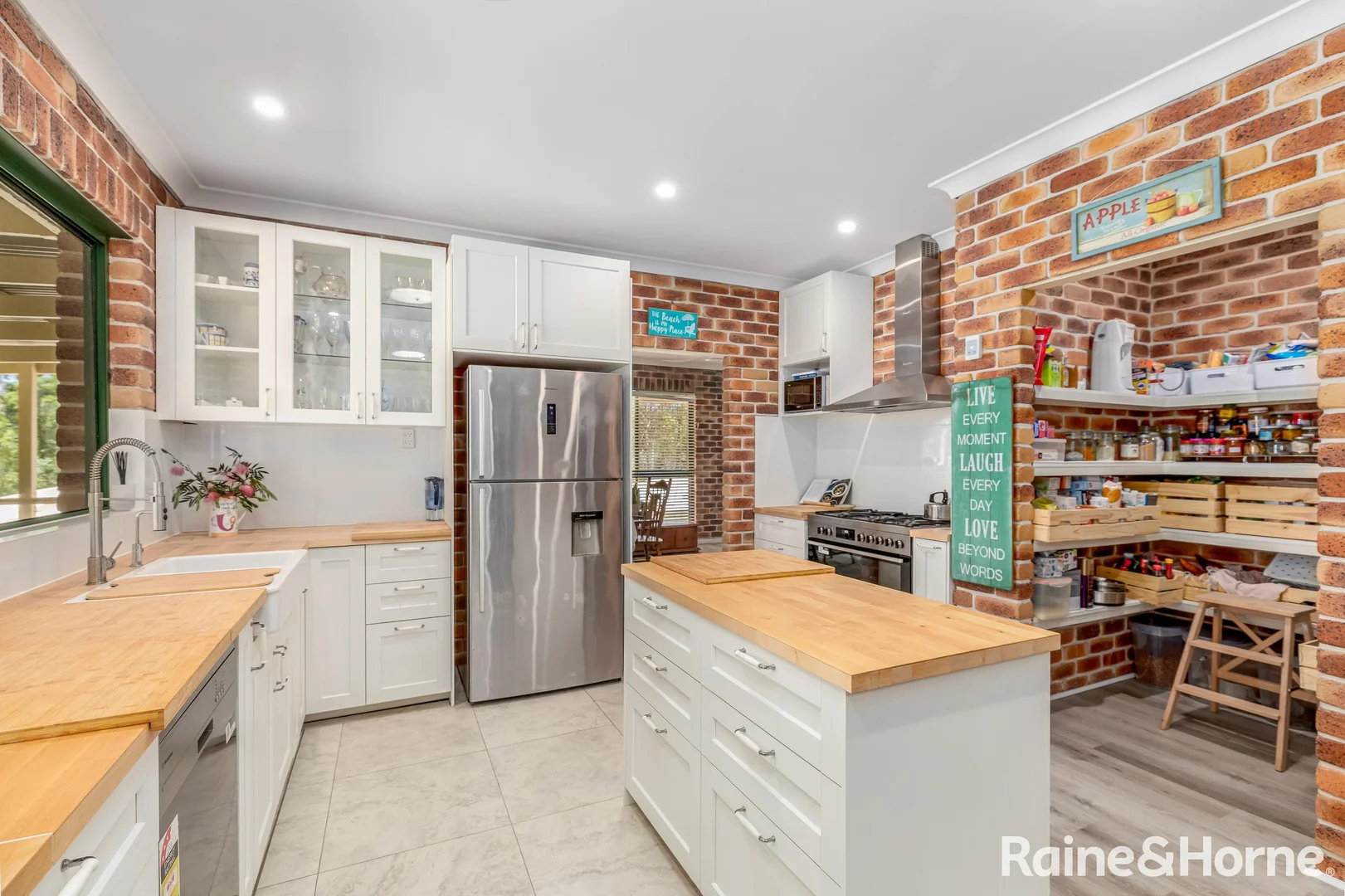 23 Tronson Road, Ringtail Creek QLD 4565 photo 3