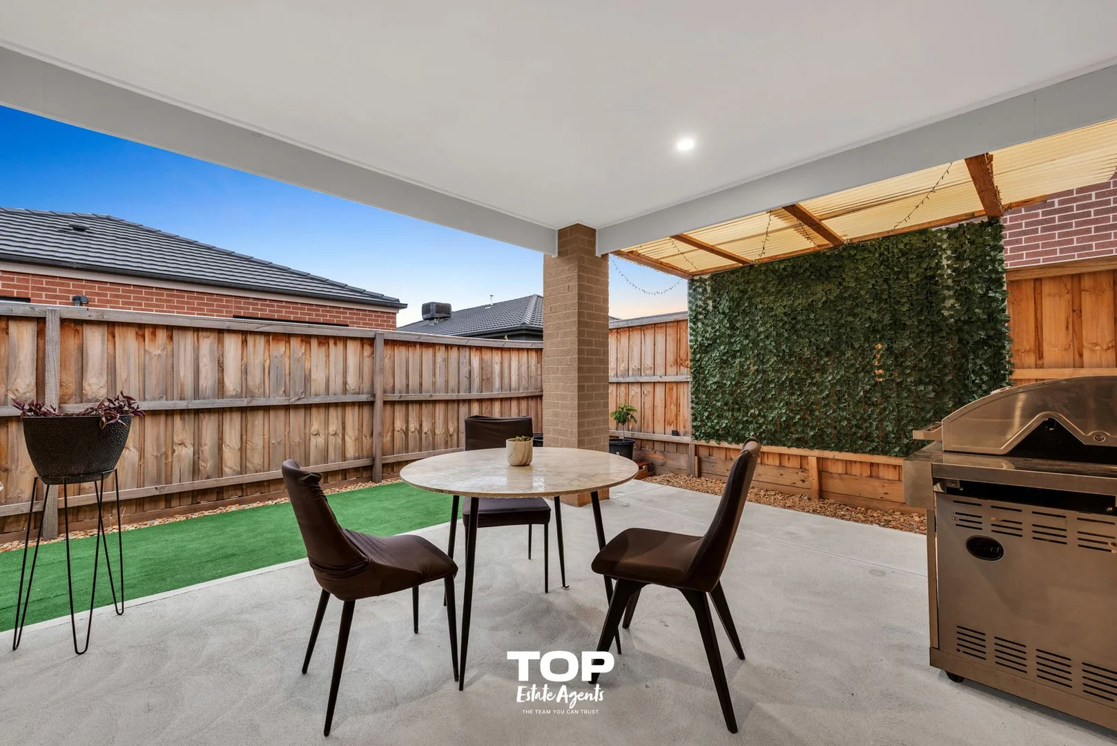 Additional image 25 of 5 Walsdorf Street, Clyde North VIC 3978