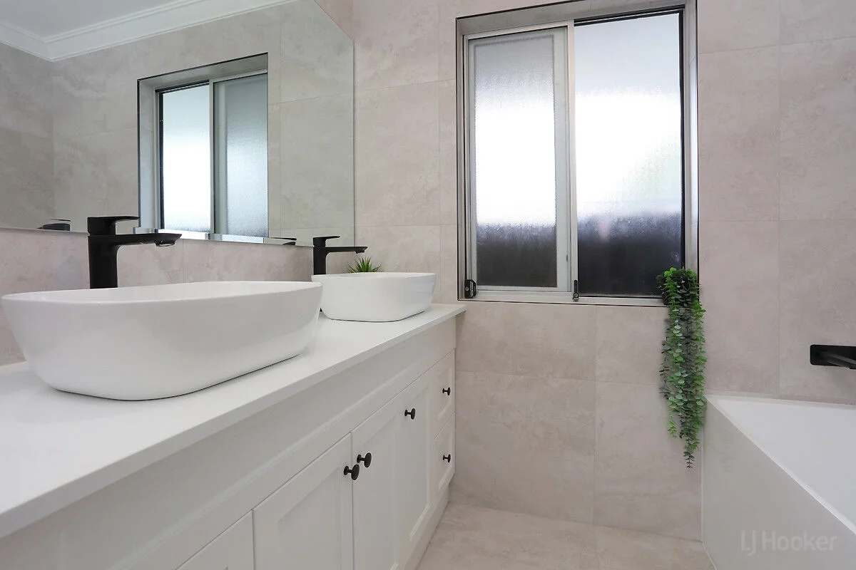 Additional image 16 of 4 Clematis Avenue, Hollywell QLD 4216