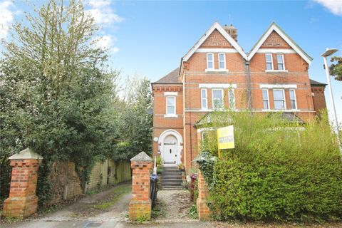 Bulmershe Road, Reading RG1