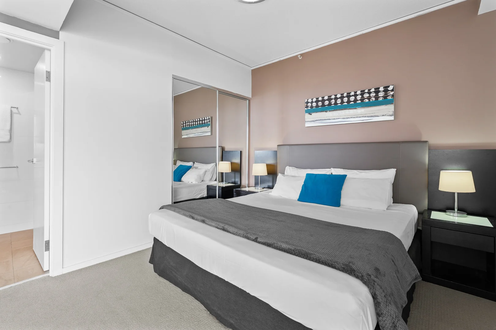 Additional image 8 of 1409/22 Surf Parade, Broadbeach QLD 4218