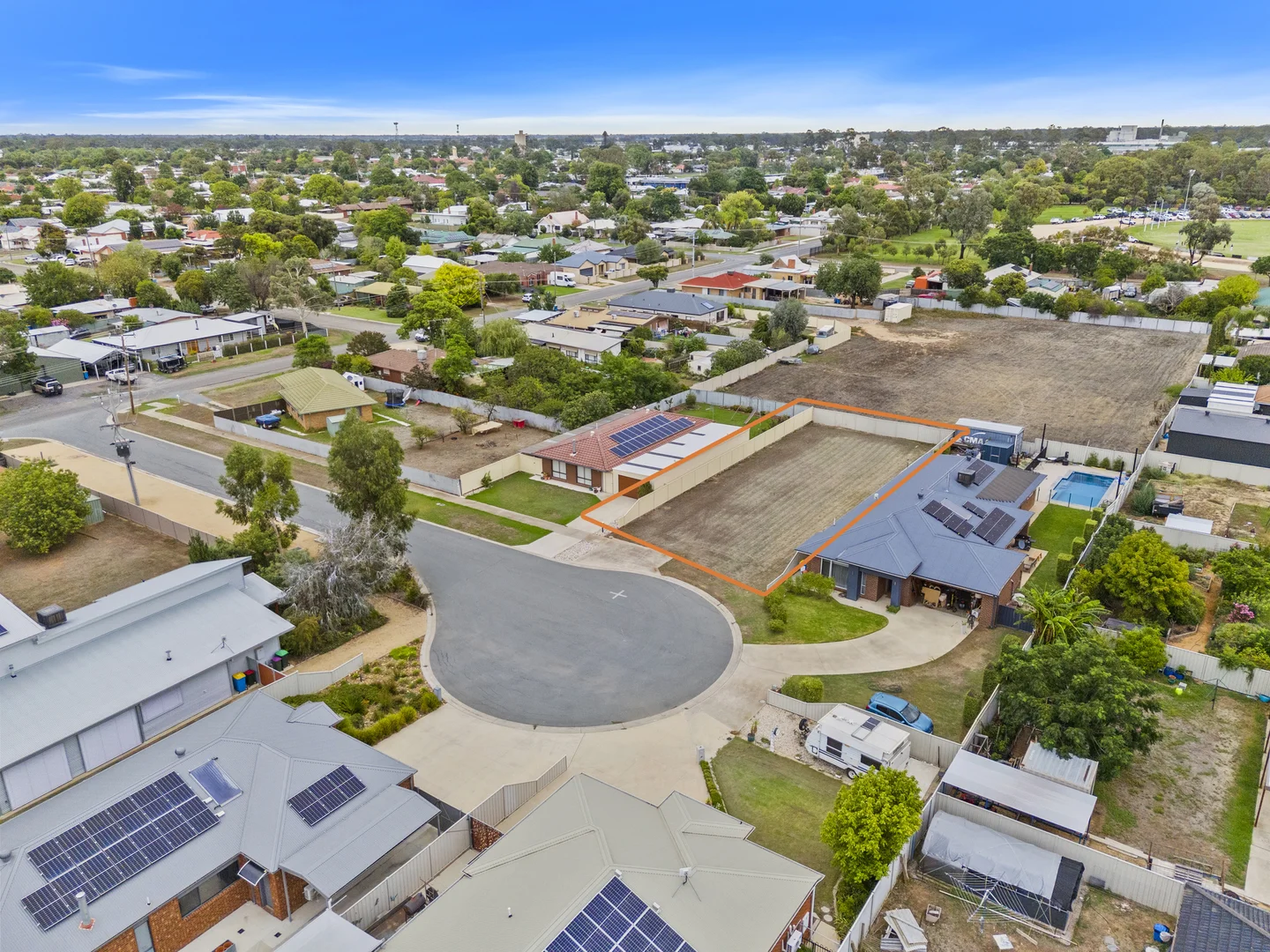 Additional image 4 of 5 John Court, Cobram VIC 3644