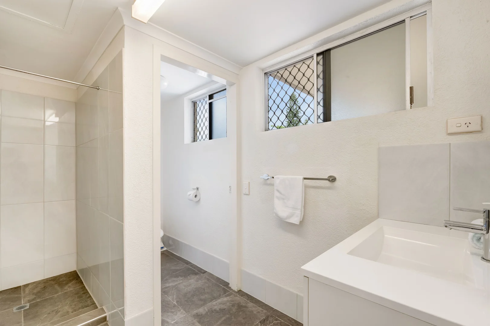 Additional image 21 of 1233-1234/123-127 Williams Esplanade, Palm Cove QLD 4879