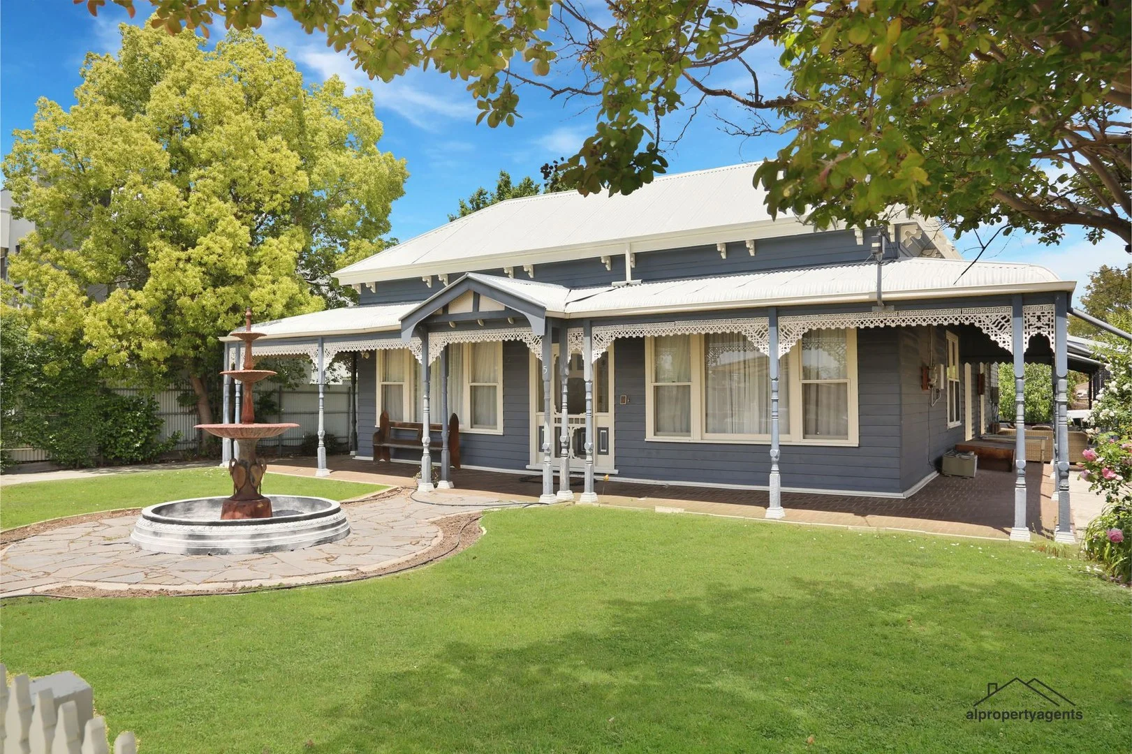 5 Roberts Avenue, Horsham VIC 3400