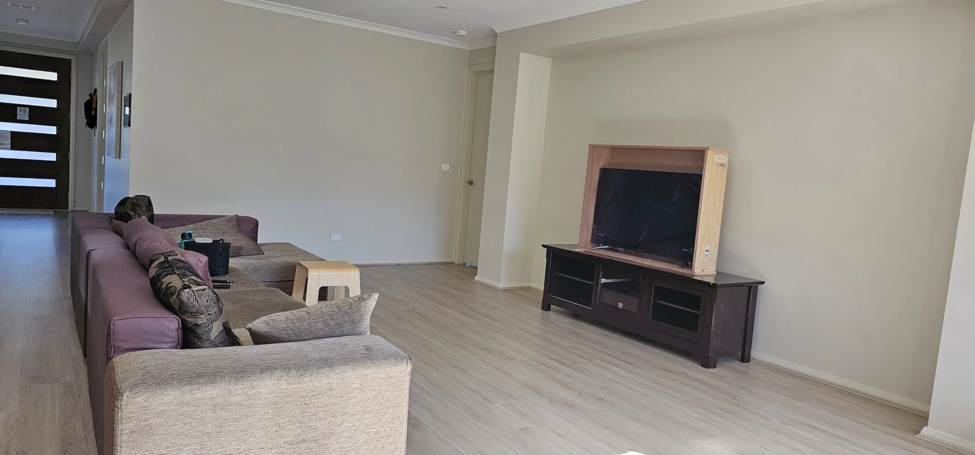 Additional image 9 of Lara VIC 3212