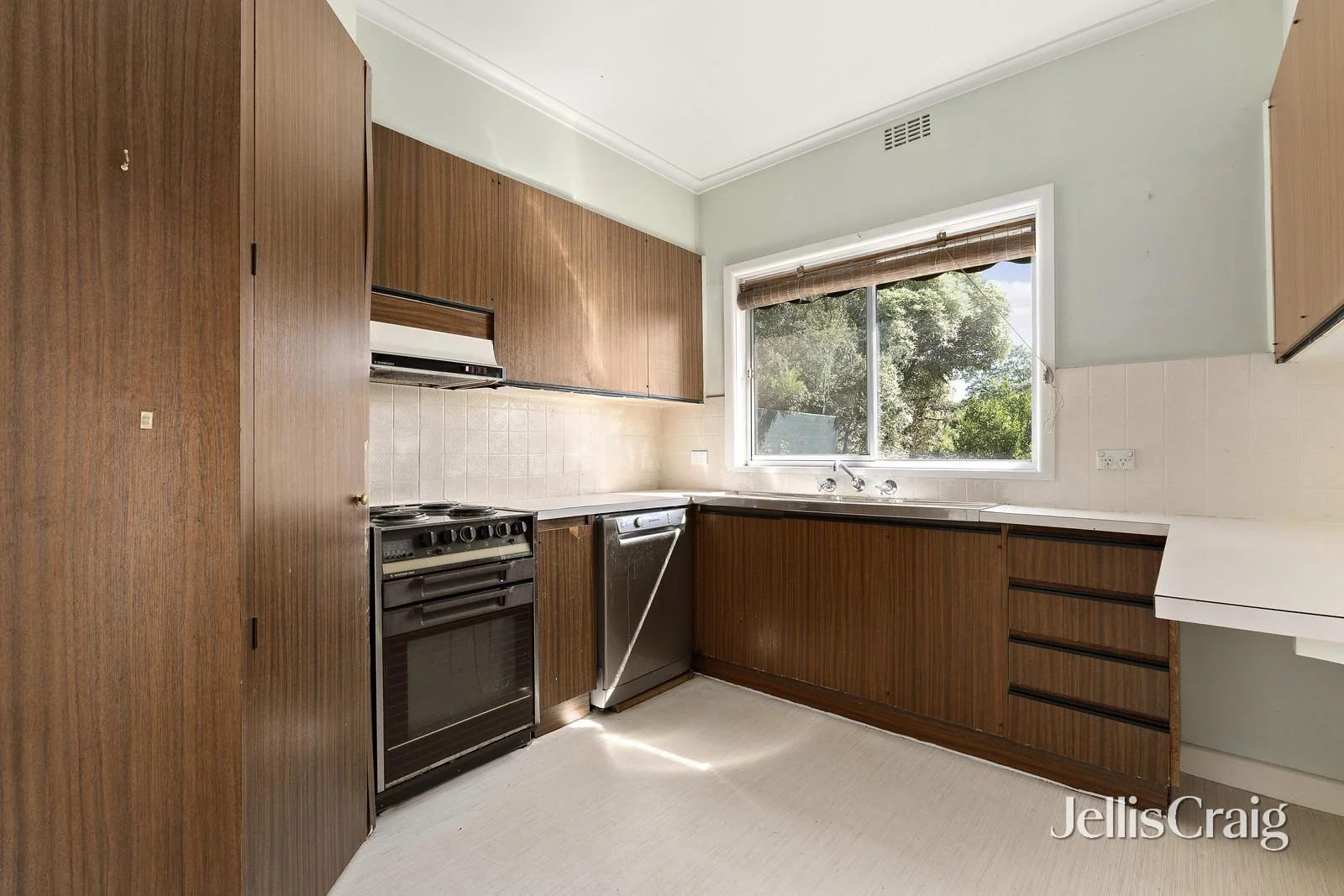 Additional image 3 of 6 Lind Street, Strathmore VIC 3041