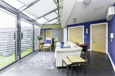 Mann Island, Liverpool, Merseyside L3