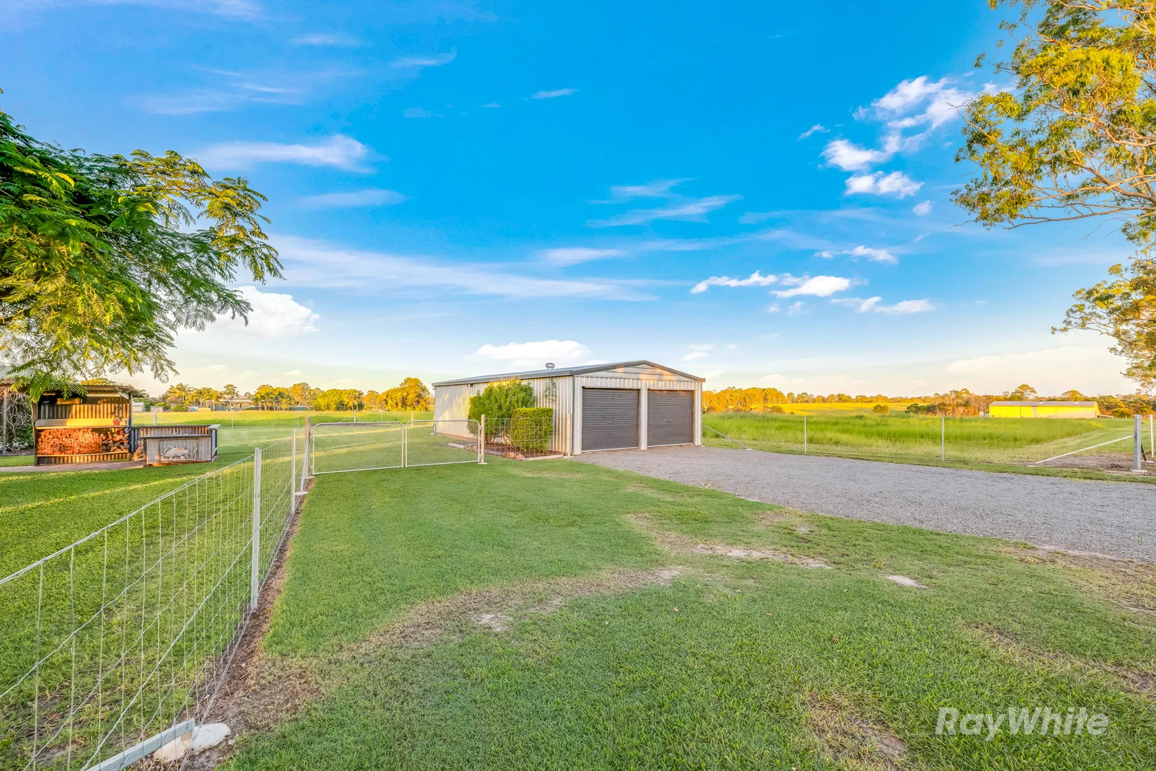 Additional image 24 of 9 Eden Street East, Walkers Point QLD 4650