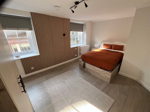 High Street, Southampton SO14, Studio to rent