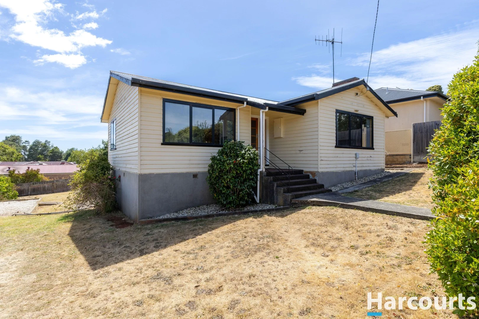 2 Sunnyridge Avenue, Penguin TAS 7316