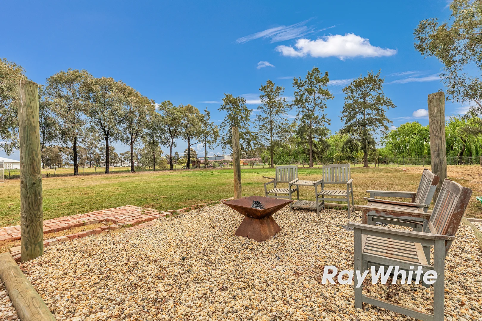 Additional image 19 of 19 Pambula Court, Echuca VIC 3564