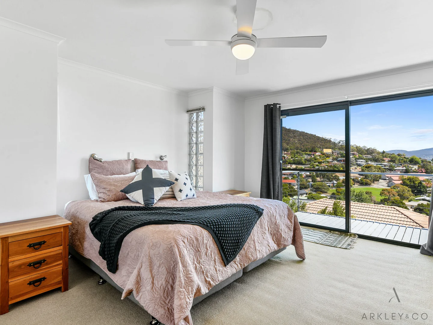 Additional image 19 of 3 Owen Court, Lindisfarne TAS 7015