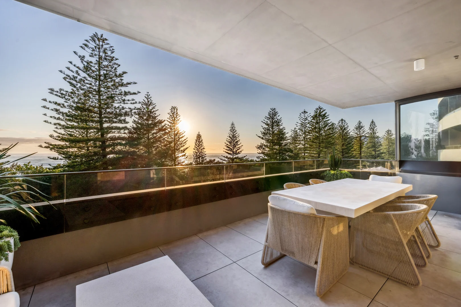 Additional image 4 of 405/58 The Esplanade, Burleigh Heads QLD 4220