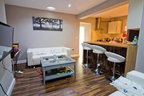 Rolleston Drive, Nottingham NG7