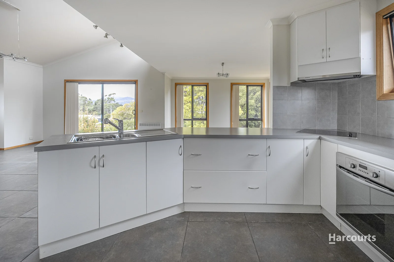 Additional image 7 of 79 Chardonnay Drive, Berriedale TAS 7011