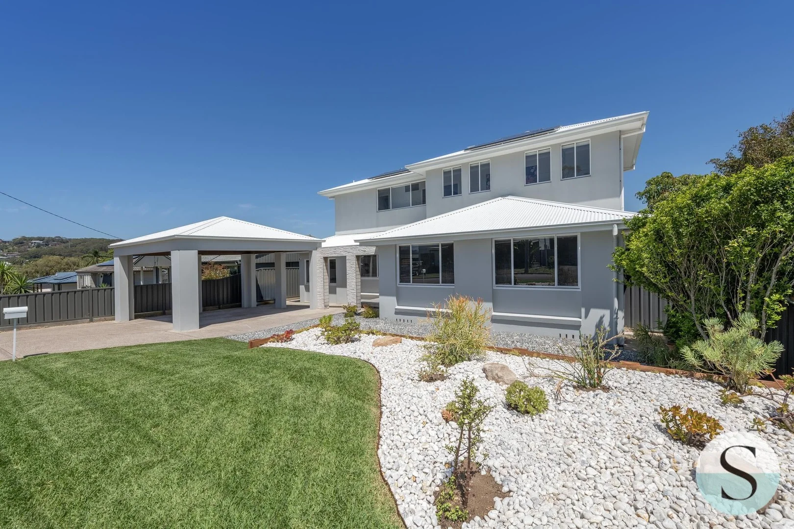 193 Macquarie Grove, Caves Beach NSW 2281