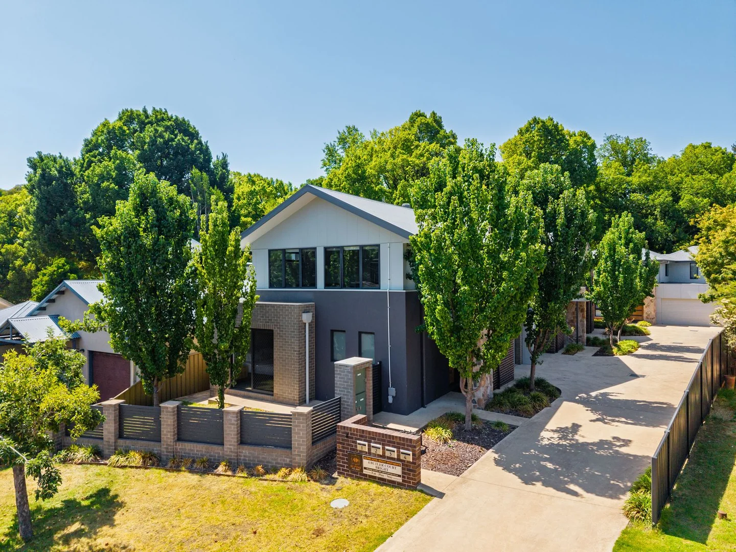 Additional image 36 of 2 & 3/4 Butler Court, Bright VIC 3741