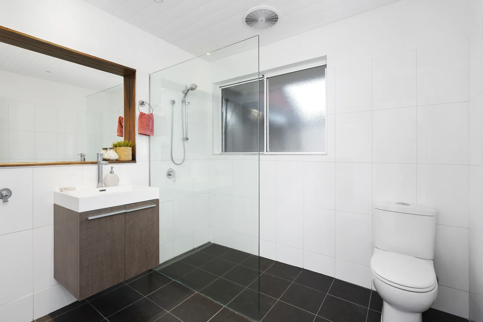 Additional image 4 of Unit 12/22 Kelly Ave, Hampton East VIC 3188