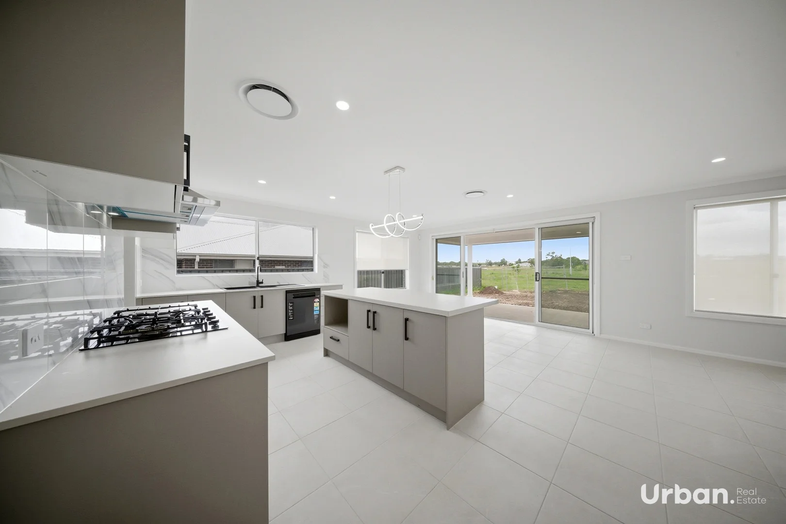 Additional image 2 of 16 Hewitt Road, Lochinvar NSW 2321