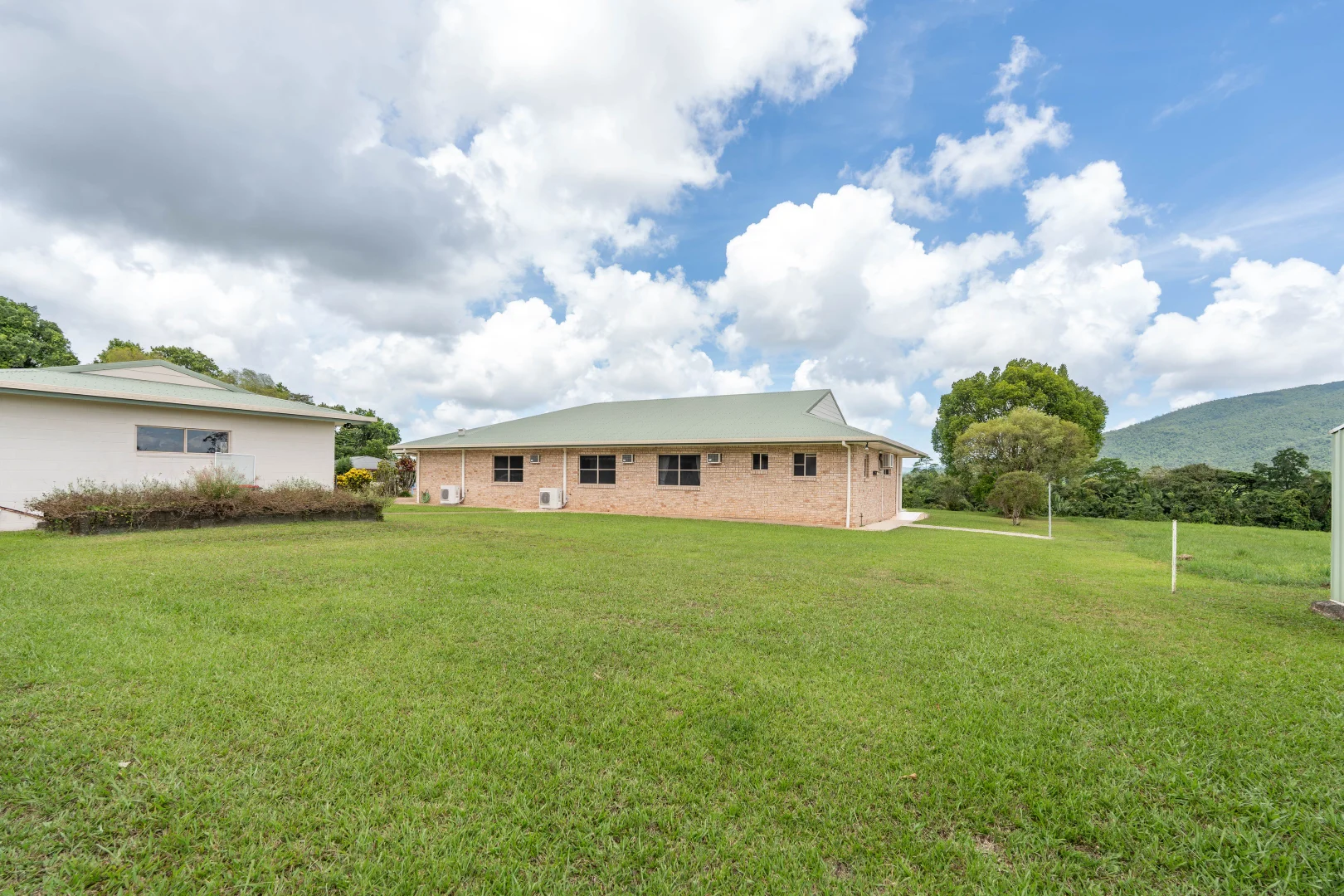 Additional image 43 of 16-18 Hielscher St, Tully QLD 4854