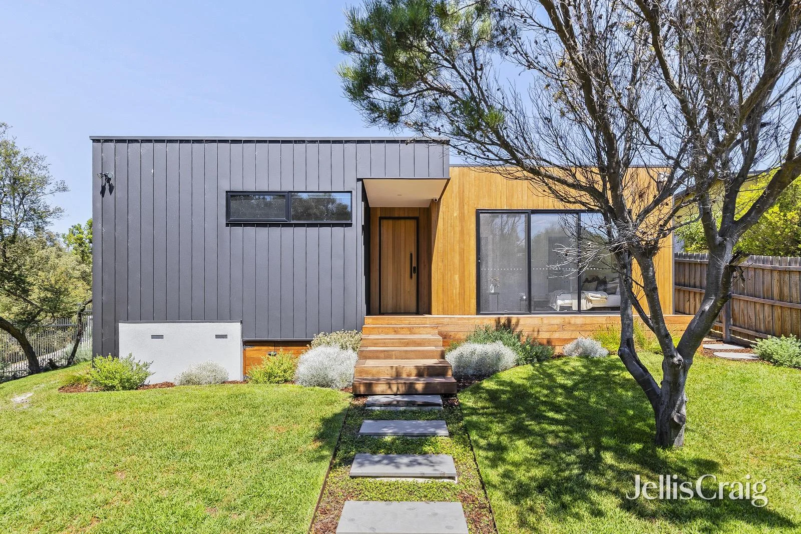 Additional image 2 of 1 Como Avenue, Rye VIC 3941