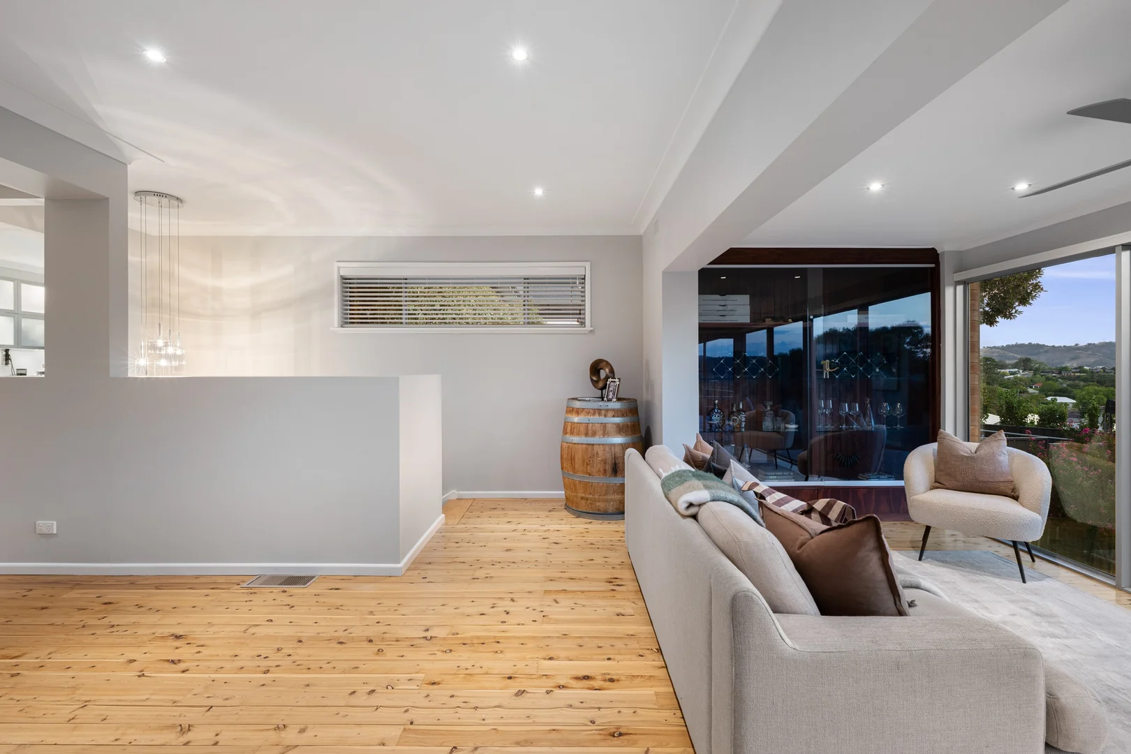Additional image 8 of 561 Whinray Crescent, East Albury NSW 2640