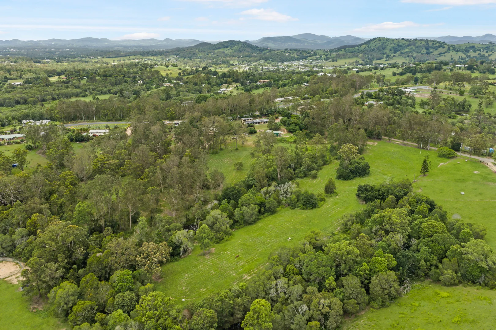 Additional image 28 of 4 Percival Road, Chatsworth QLD 4570