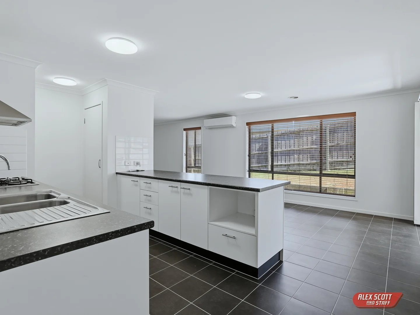 Additional image 6 of 2 Massimo Way, Korumburra VIC 3950