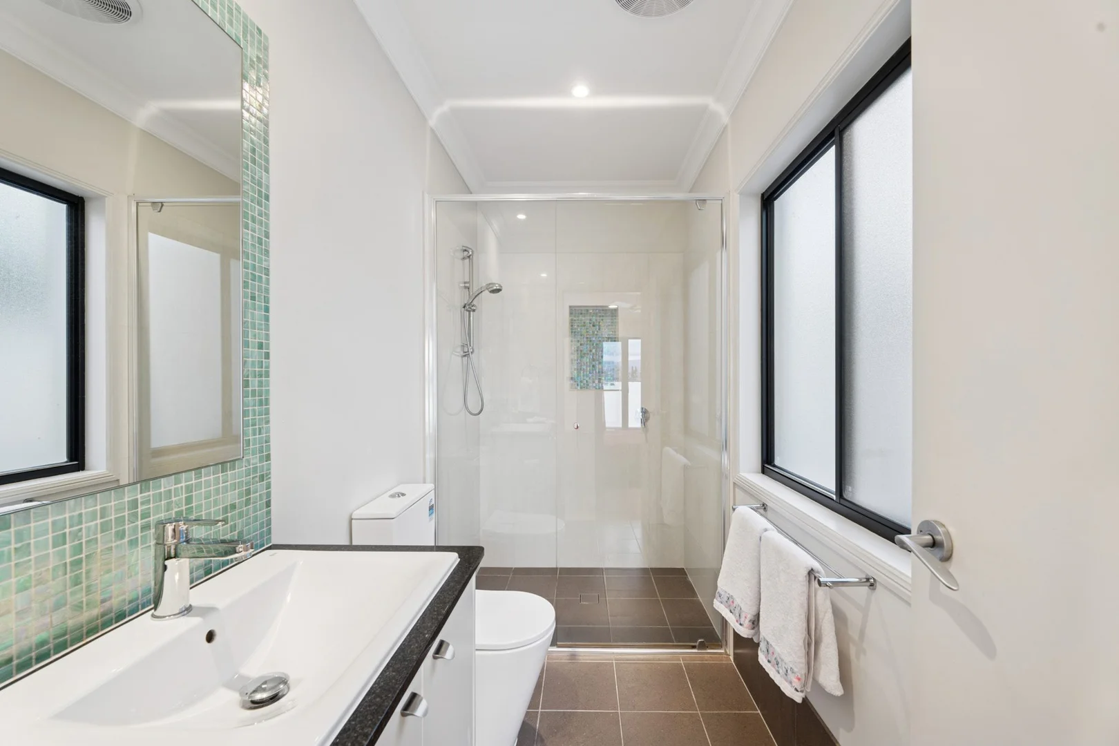 Additional image 31 of 35 San Simeon Drive, Clear Island Waters QLD 4226