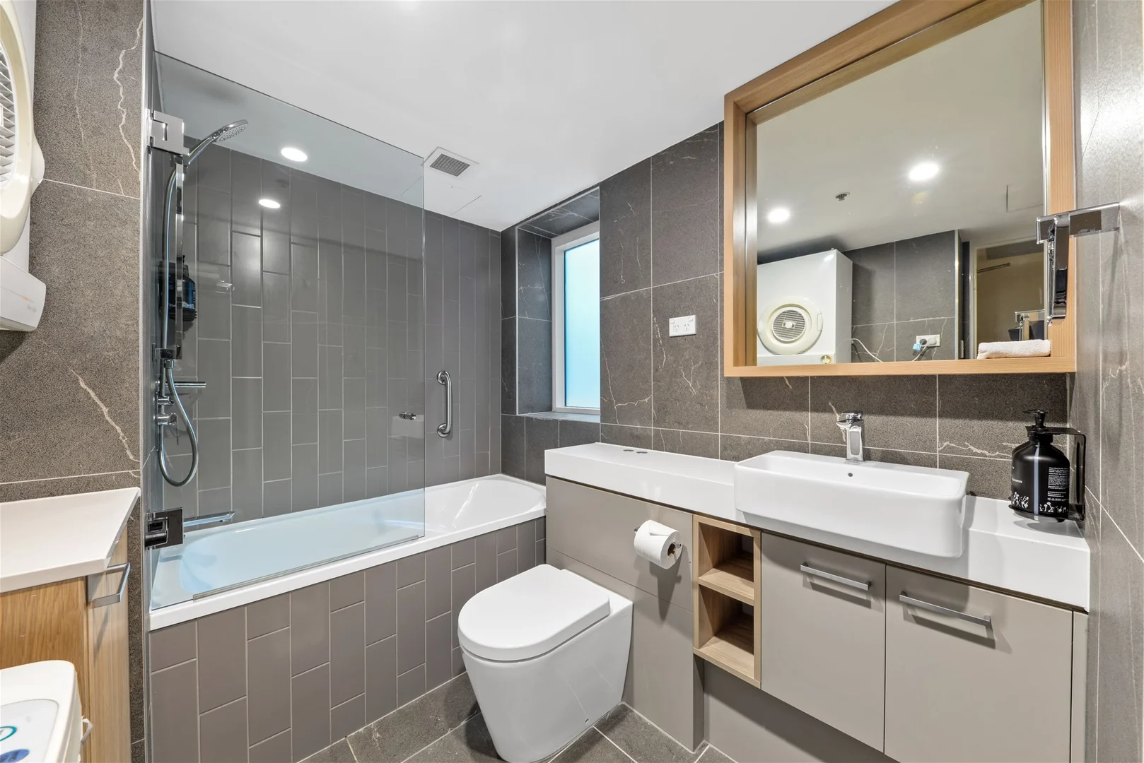 Additional image 3 of 1503/433 Kent Street, Sydney NSW 2000