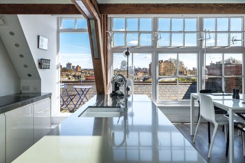 The Lycee, Kennington SE11