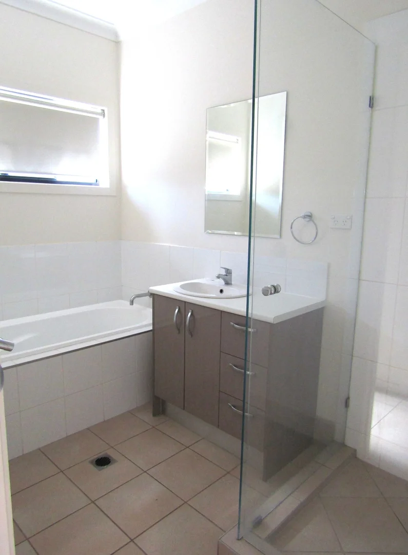 Additional image 8 of 3 Jarrott Street, Blackwater QLD 4717