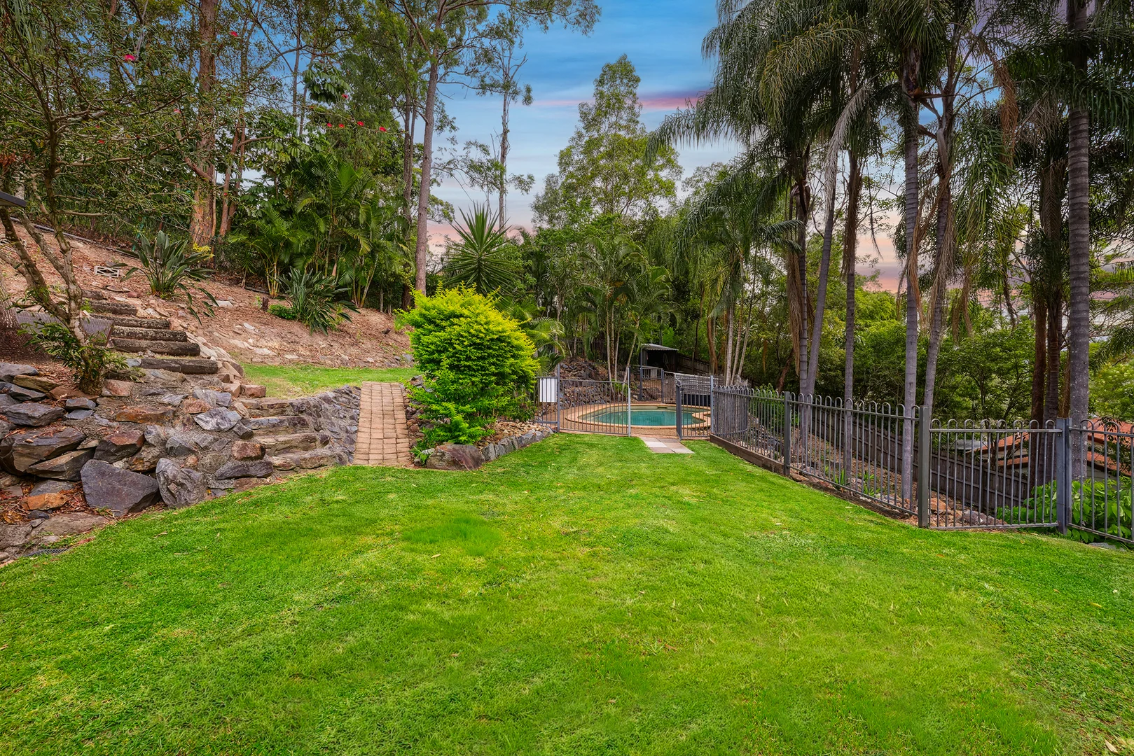 Additional image 26 of 9 Design Place, Highland Park QLD 4211
