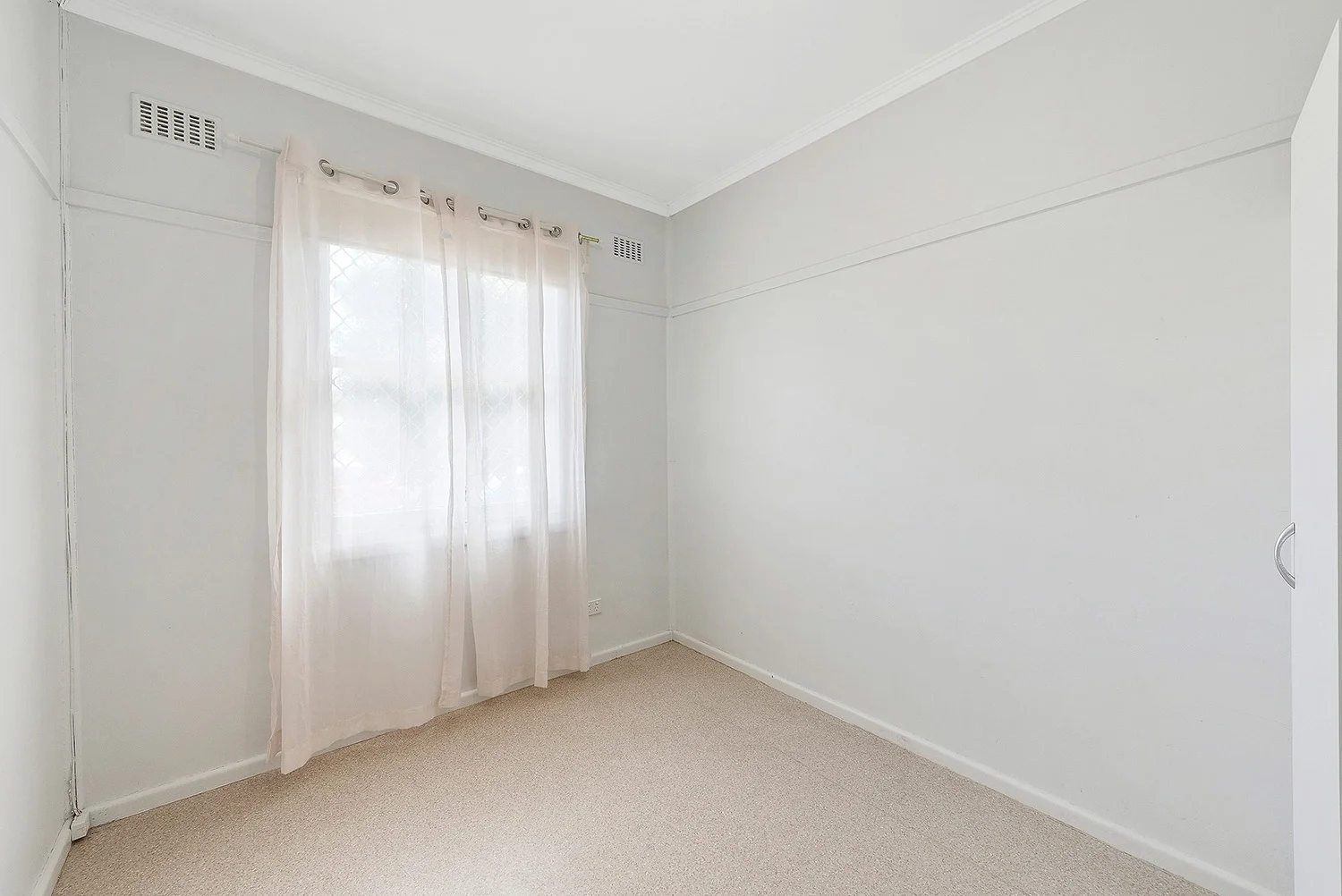 Additional image 13 of 10 Stakes Crescent, Elizabeth Downs SA 5113