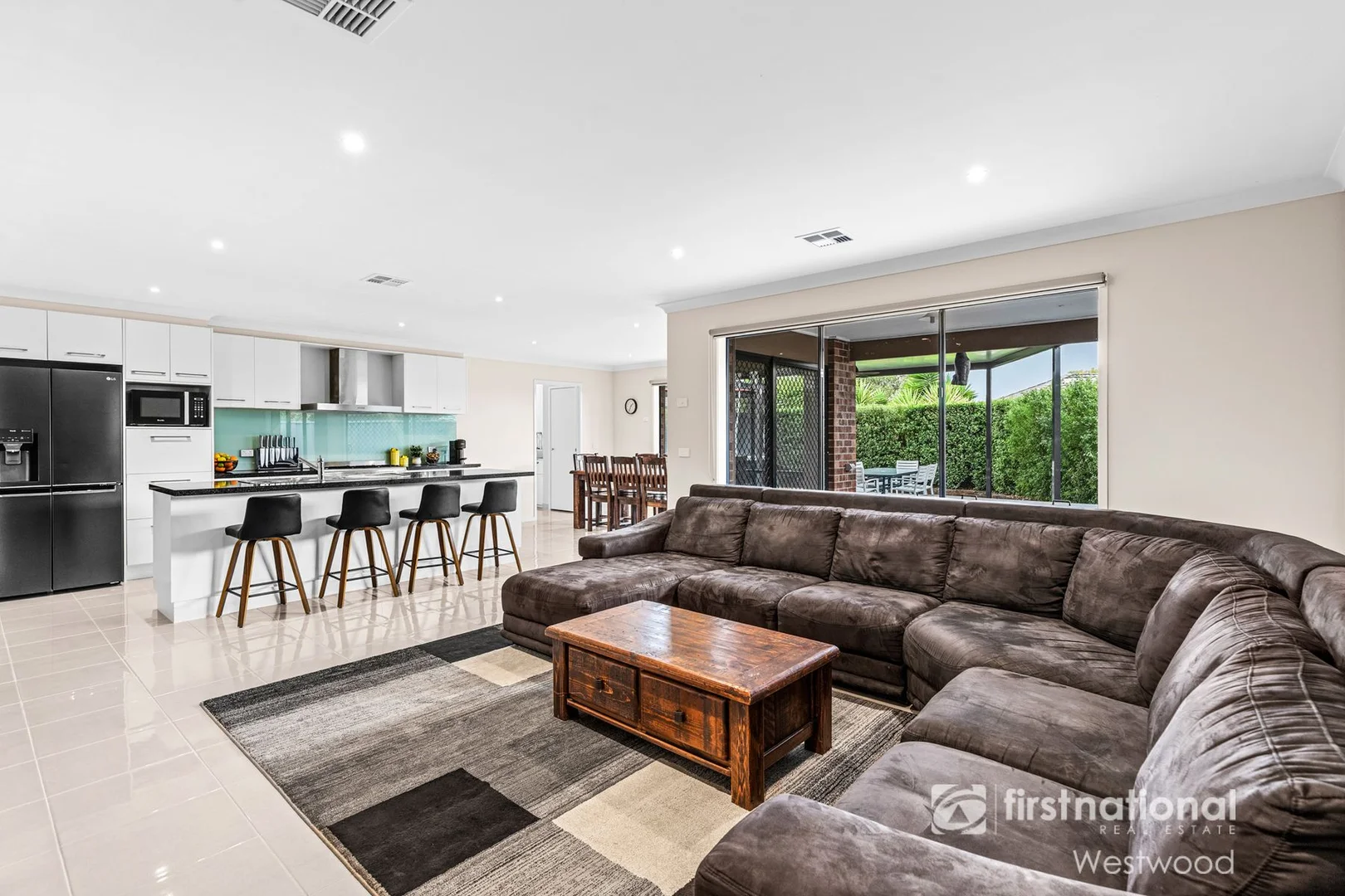 Additional image 4 of 21 Springwood Terrace, Manor Lakes VIC 3024