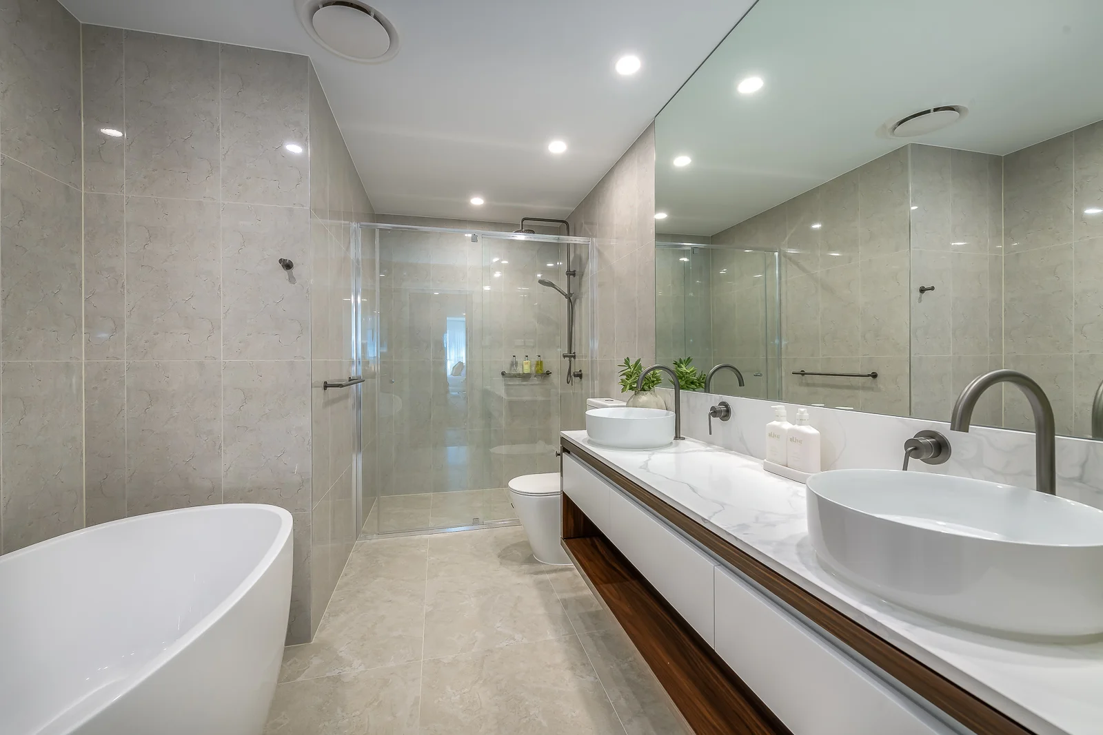 Additional image 8 of 1202/28-30 Second Ave, Broadbeach QLD 4218