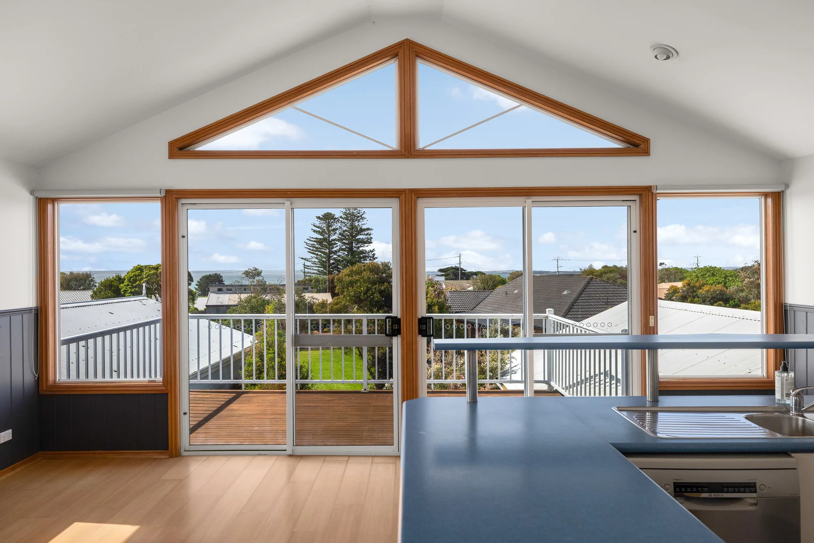 Additional image 5 of 2 Tingara Close, San Remo VIC 3925