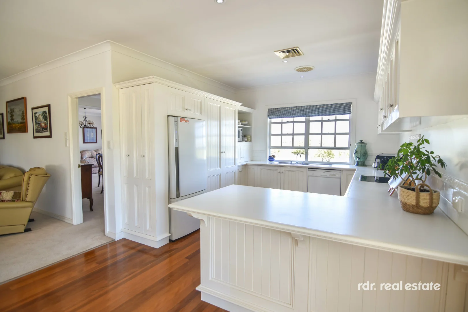 Additional image 10 of 100 Runnymede Dr, Inverell NSW 2360