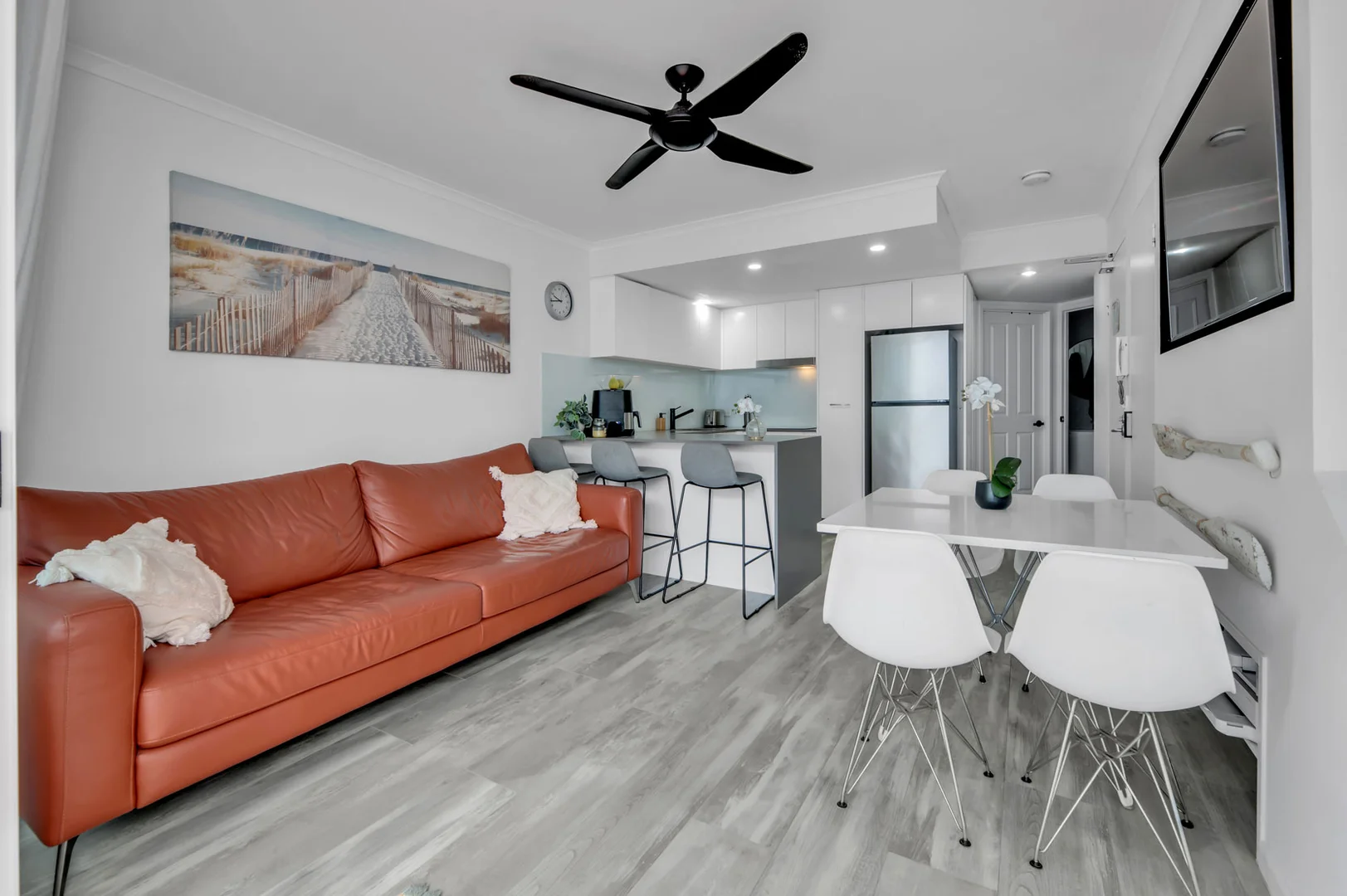 Additional image 6 of 15/193-195 Surf Parade, Surfers Paradise QLD 4217