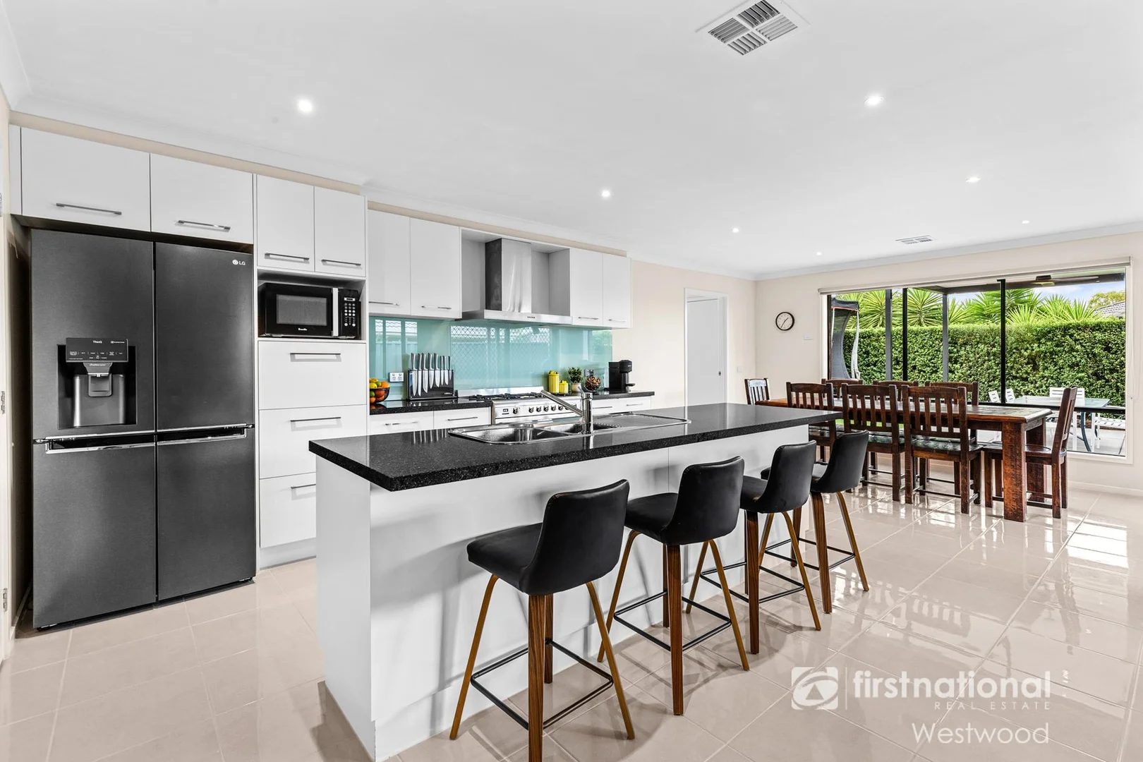 Additional image 2 of 21 Springwood Terrace, Manor Lakes VIC 3024