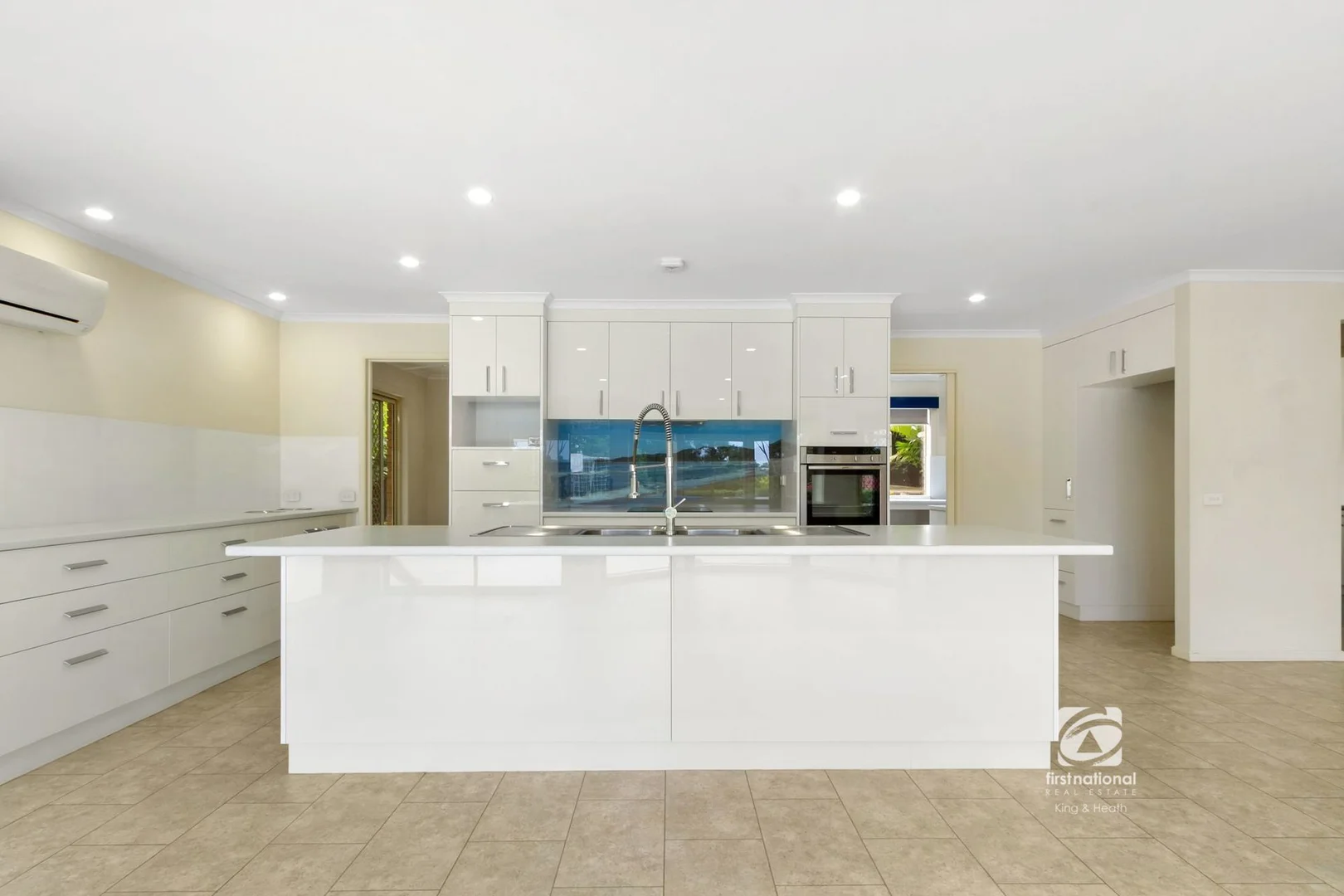 Additional image 4 of 9-10 John Court, Bairnsdale VIC 3875