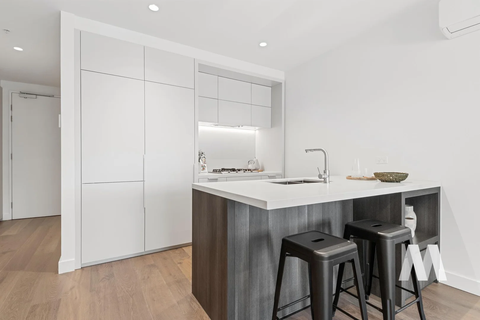 Additional image 4 of 301/10 Koolkuna Lane, Hampton VIC 3188