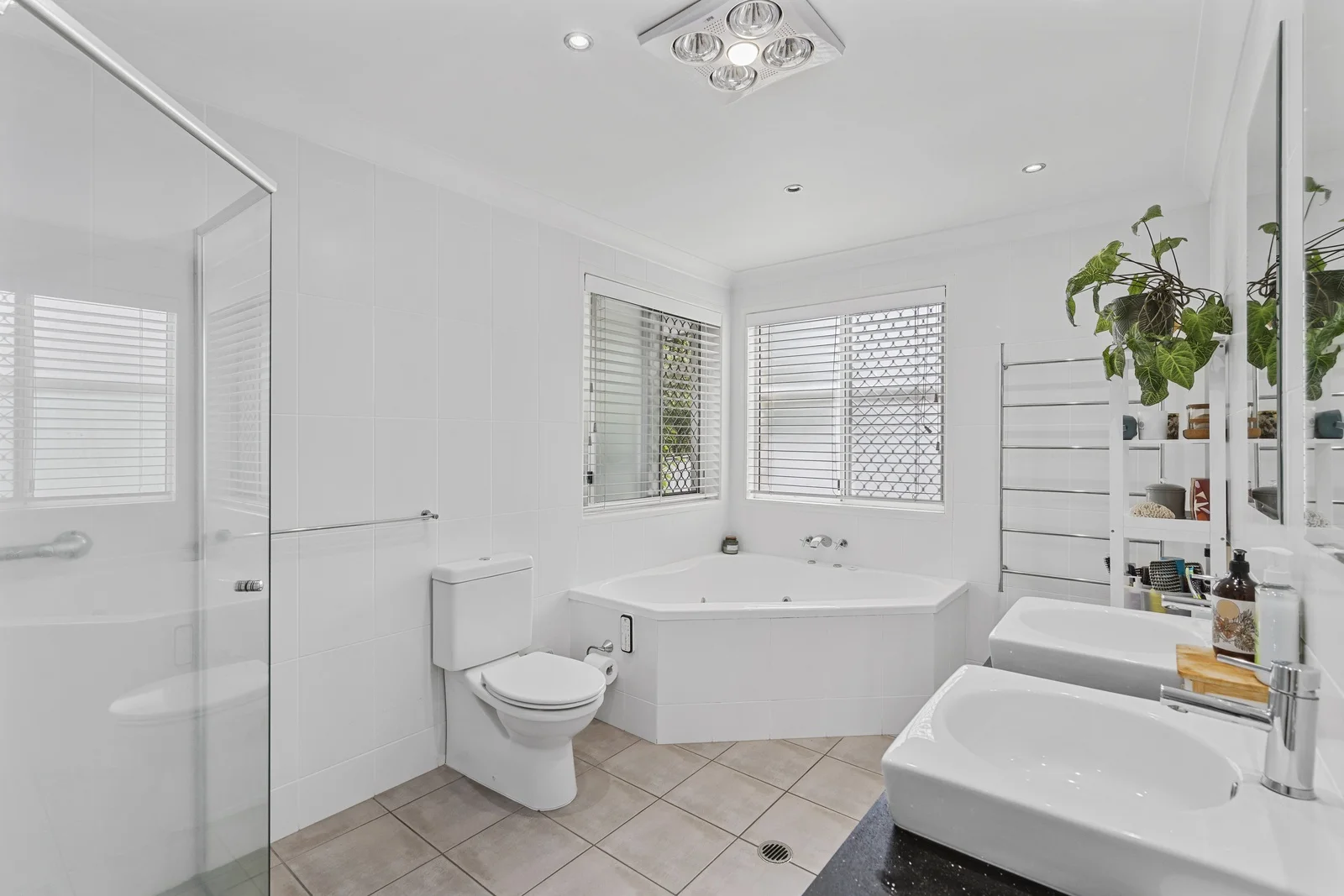 Additional image 10 of 24 Von Nida Street, Parkwood QLD 4214