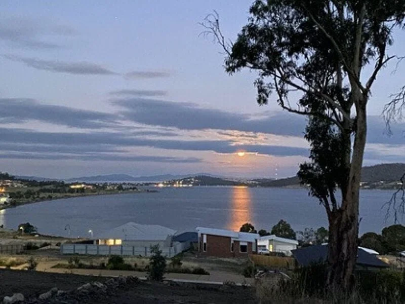 1 Lady Emma Court, Rokeby TAS 7019