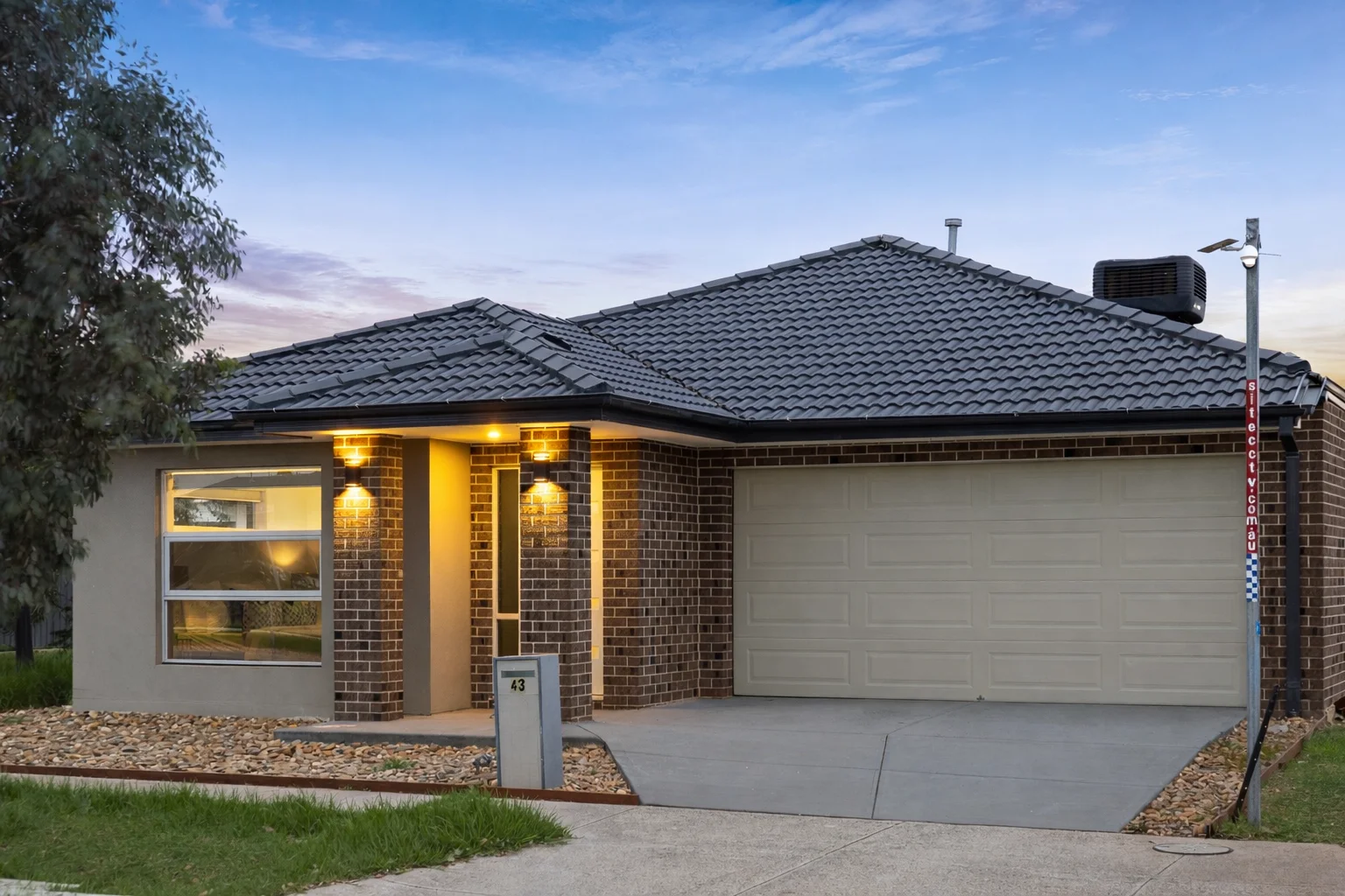 43 Namadgi Crescent, Truganina VIC 3029