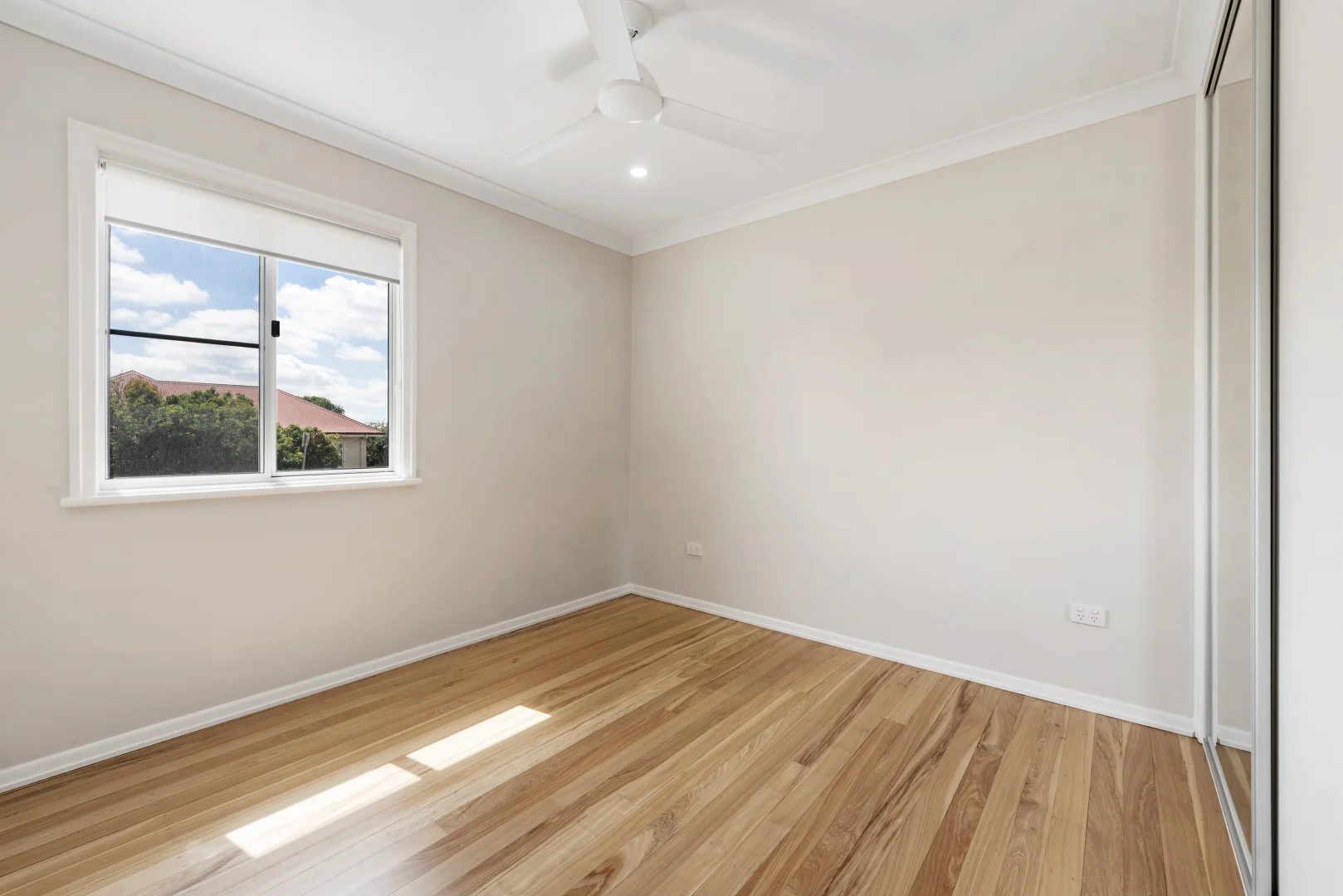 Additional image 10 of 238A Herries Street, Newtown QLD 4350