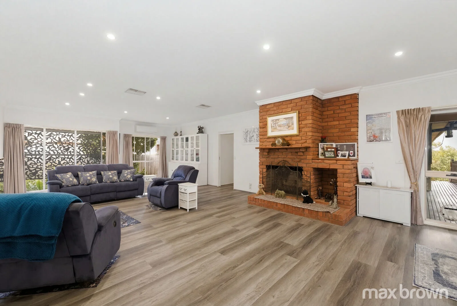 Additional image 4 of 12 Greenbank Drive, Mooroolbark VIC 3138