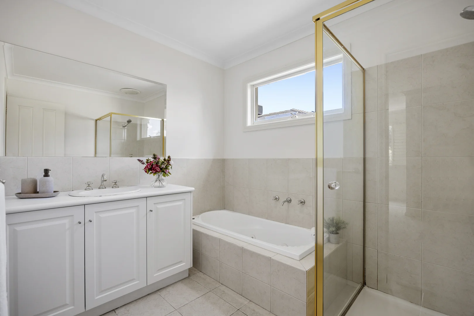 Additional image 14 of 2/405-409 Manningham Road, Doncaster VIC 3108